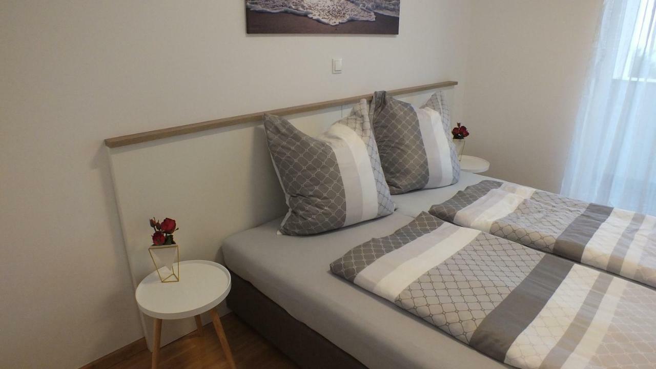 Apartment Paulina Новаля Екстер'єр фото