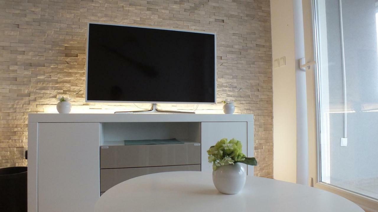 Apartment Paulina Новаля Екстер'єр фото